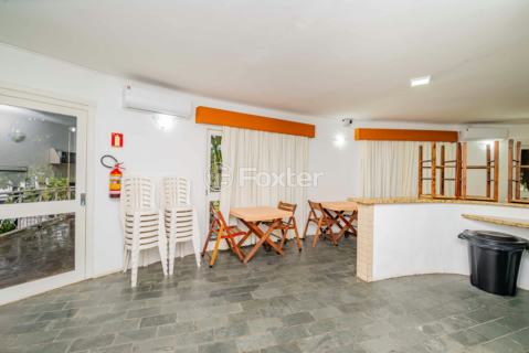 Image 46 - 556955