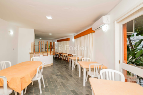 Image 49 - 556955
