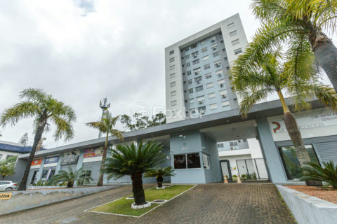 Image 37 - 1000452