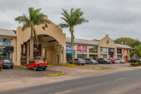 Image 71 - 1021319