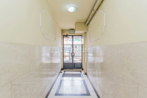 Image 35 - 893941