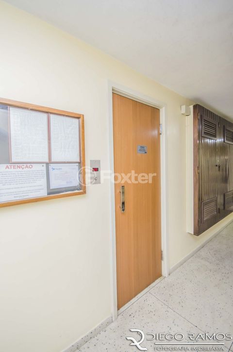 Image 28 - 229703