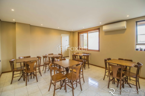Image 33 - 1023743