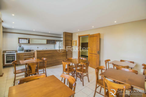 Image 34 - 1023743