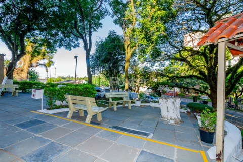 Image 39 - 838022