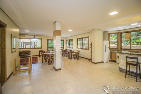 Image 4 - 996693