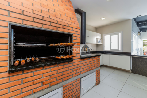 Image 35 - 754079