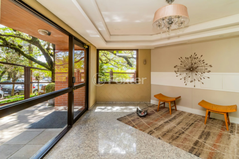 Image 34 - 891895