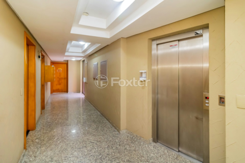 Image 38 - 891895