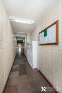 Image 35 - 1010118