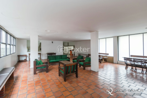 Image 38 - 306098