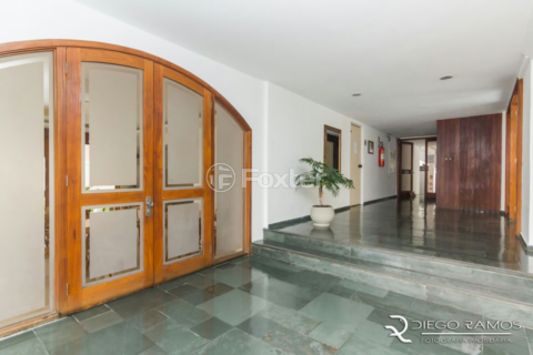 Image 37 - 1013065