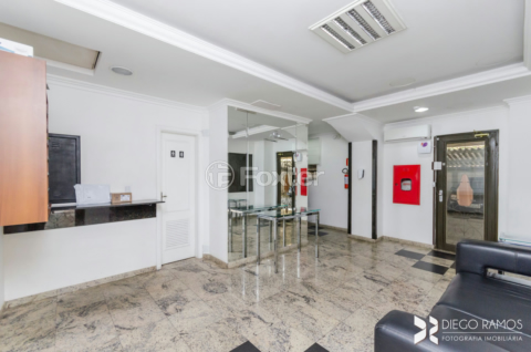 Image 32 - 908457