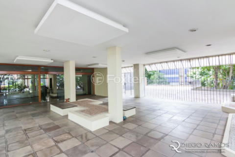 Image 21 - 980963