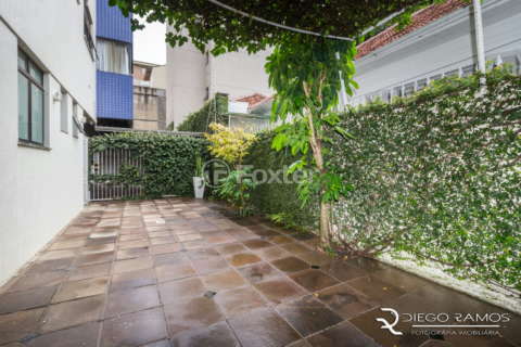 Image 44 - 995103