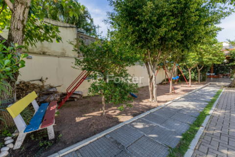 Image 29 - 1007877