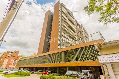 Image 44 - 982552