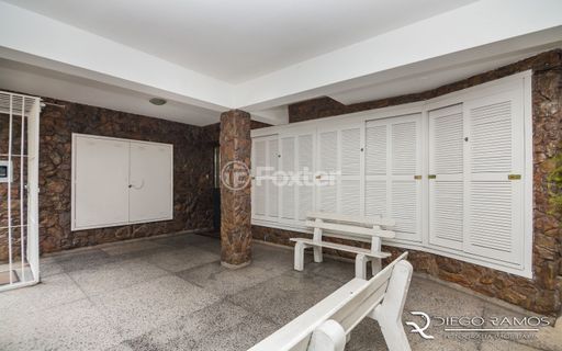 Image 8 - 1013139