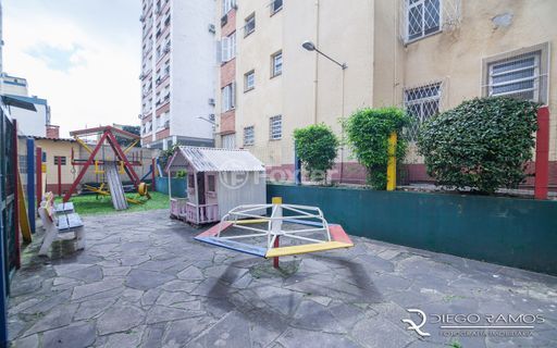 Image 10 - 1013139