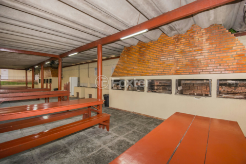 Image 34 - 944050