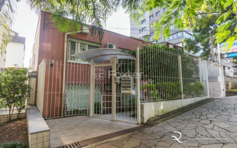 Image 33 - 296824