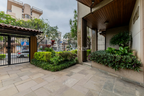 Image 39 - 988176