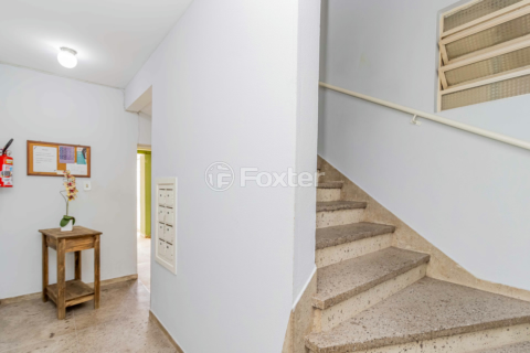 Image 36 - 300157