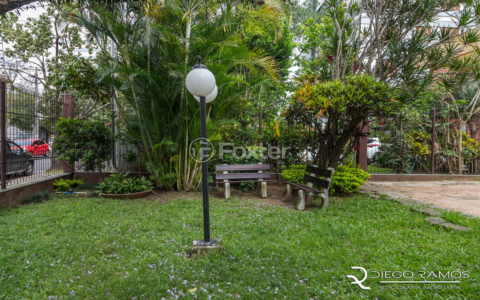 Image 33 - 991375