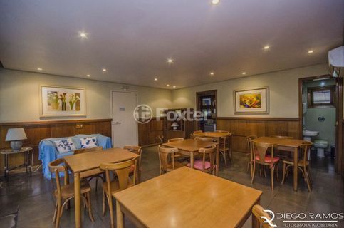 Image 28 - 1017134