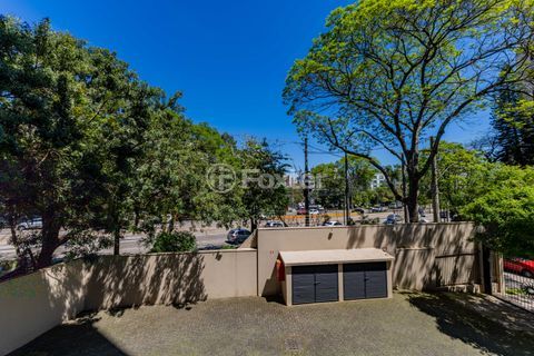 Image 75 - 876473