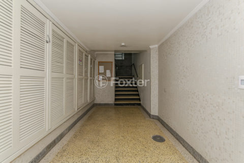 Image 29 - 972566