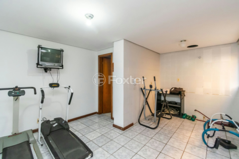 Image 35 - 963752