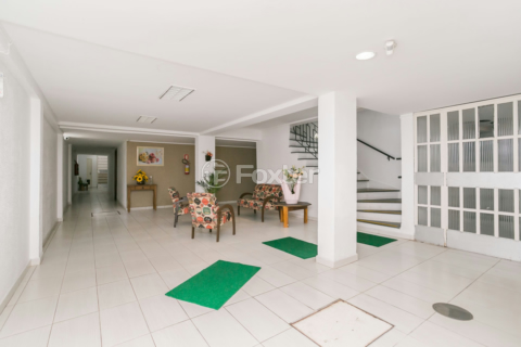 Image 33 - 991931