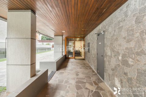 Image 37 - 969021
