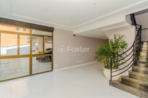Image 21 - 627042