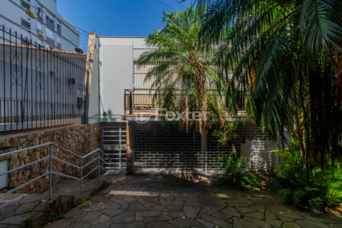 Image 30 - 306830
