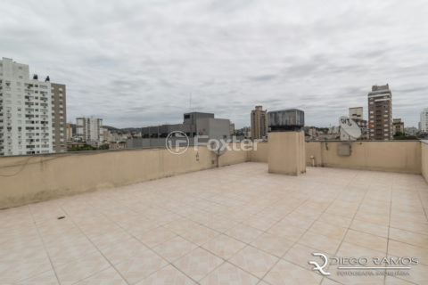 Image 17 - 1000349
