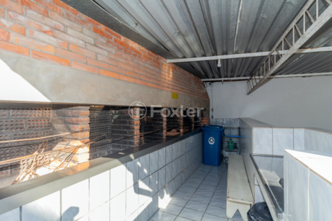 Image 36 - 985107