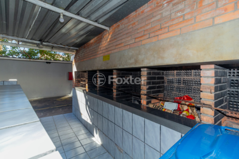 Image 38 - 985107