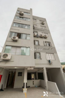 Image 38 - 611898