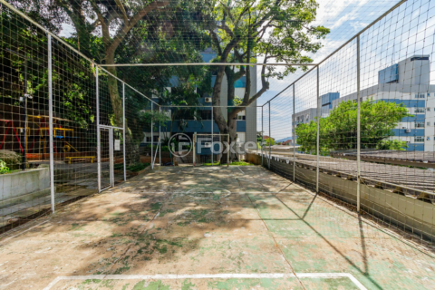 Image 37 - 595327