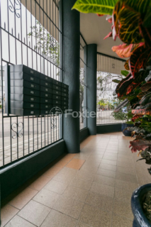 Image 48 - 219204