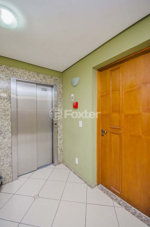 Image 38 - 1025114