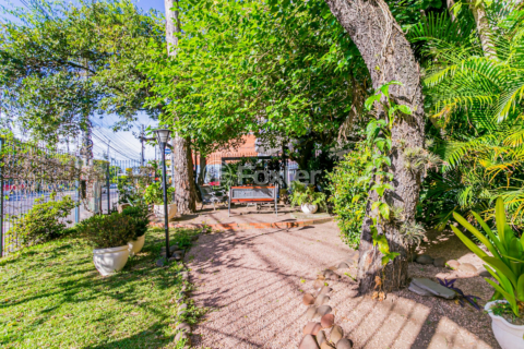 Image 38 - 215622