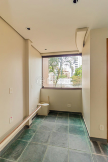 Image 59 - 303317