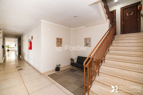 Image 20 - 876839