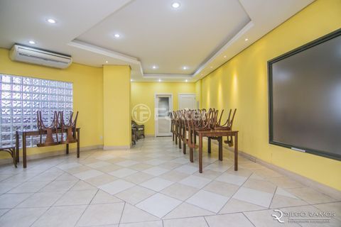 Image 39 - 850176