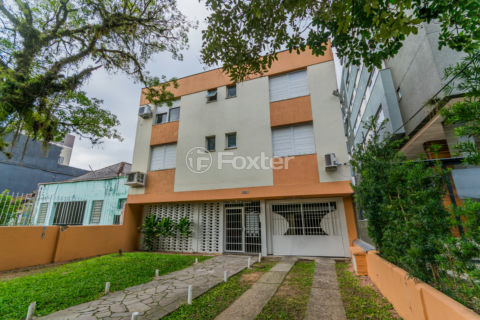 Image 49 - 883642