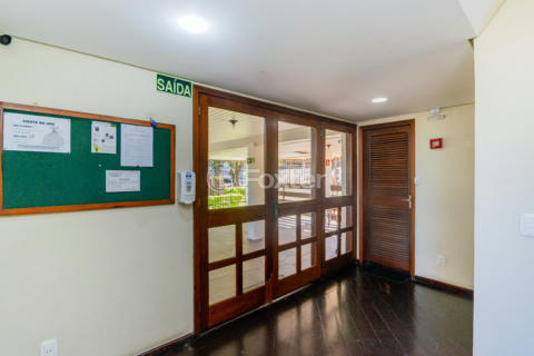 Image 38 - 1000993