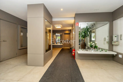 Image 41 - 957752